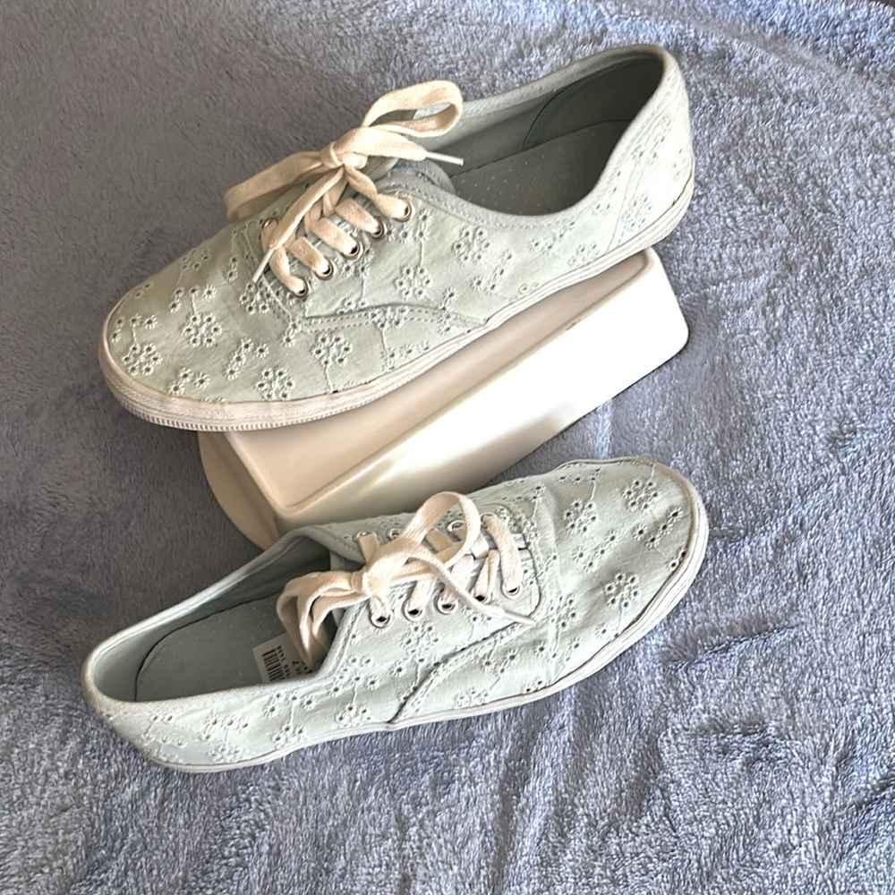 City 🏙️ Sneakers 👟